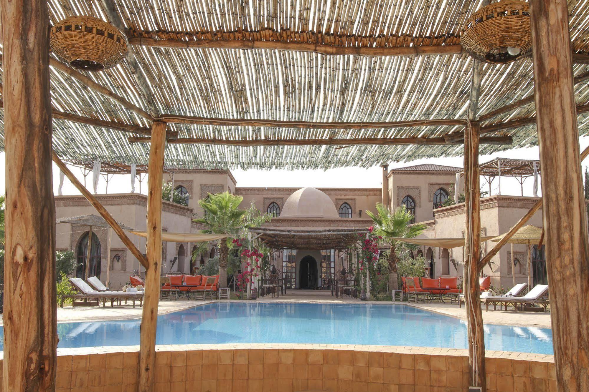 Le Cazar Otel El Ain Dış mekan fotoğraf