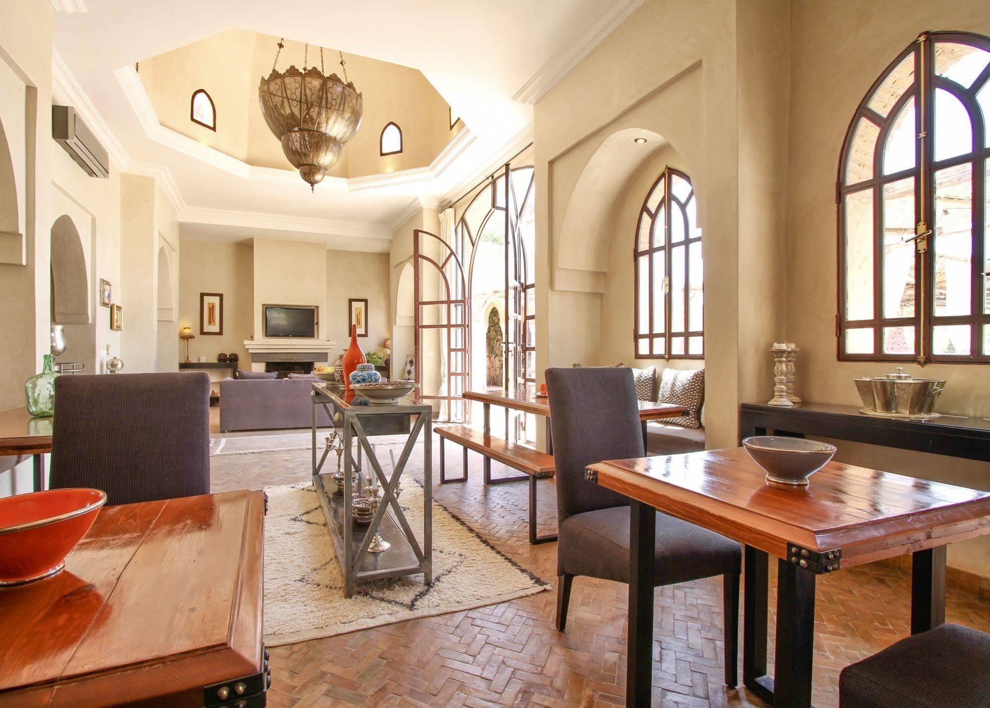 Le Cazar Otel El Ain Dış mekan fotoğraf